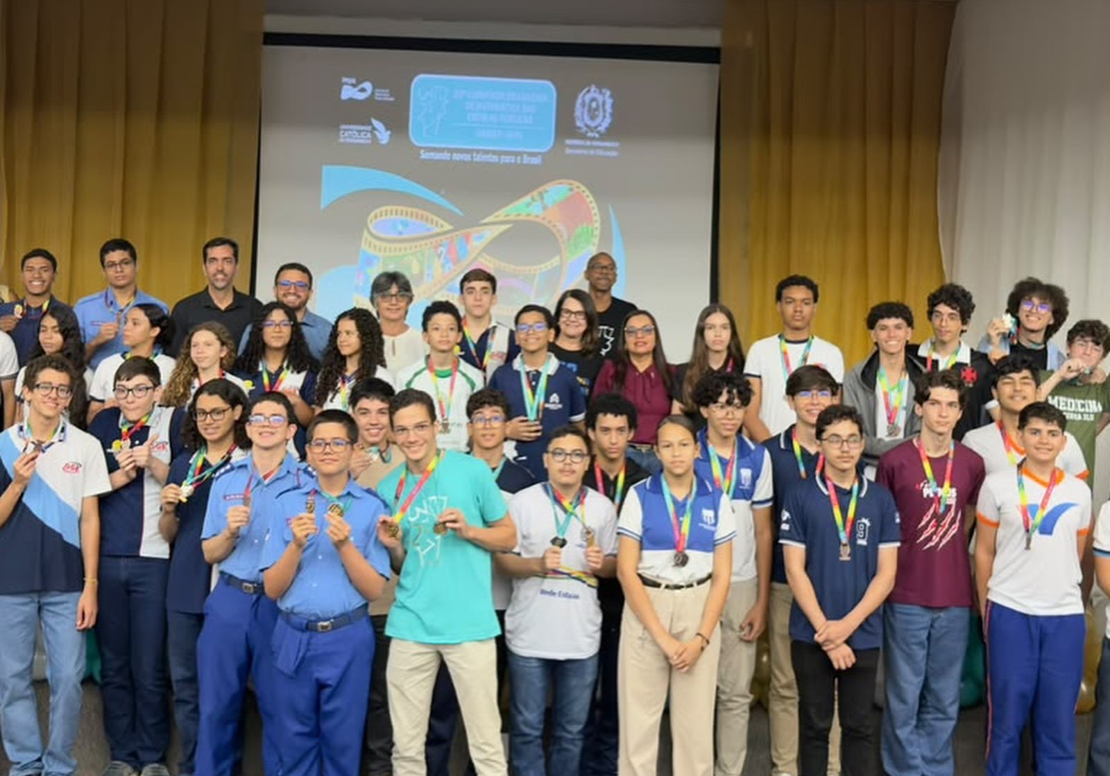 Aluno da Escola SESI de Araripina conquista medalhas na OBMEP 2025