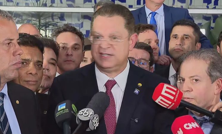 Câmara dos Deputados Pautará Anistia e Foro na Próxima Semana