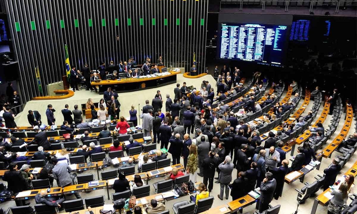 Congresso Nacional Derruba Vetos e Retoma Flexibilizações na Lei Geral do Licenciamento Ambiental