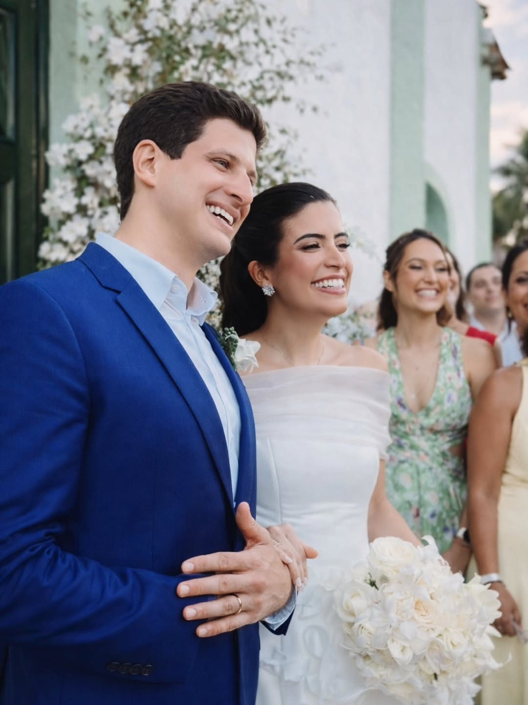 João Campos e Tabata Amaral trocam votos em cerimônia luxuosa no Litoral Sul de Pernambuco