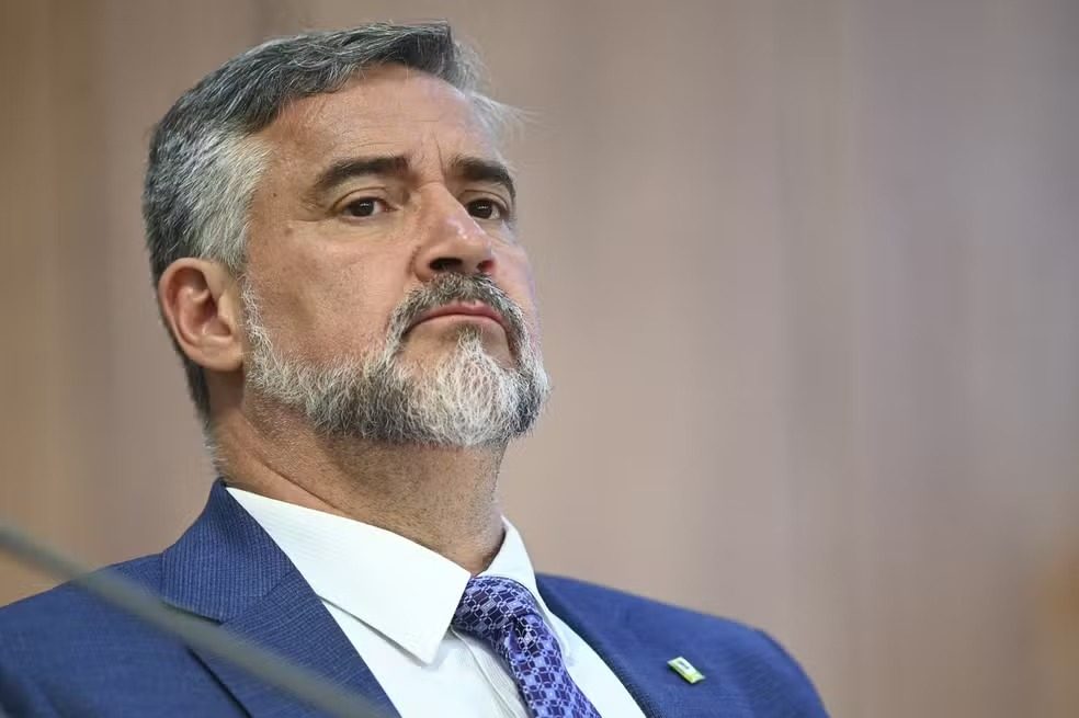 Lula anuncia Paulo Pimenta como novo líder do governo na Câmara