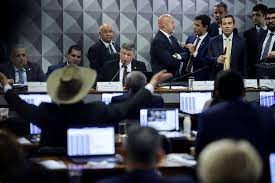 PEC da Blindagem: Uma Polêmica Constitucional que Dividiu o Congresso e a Sociedade Brasileira