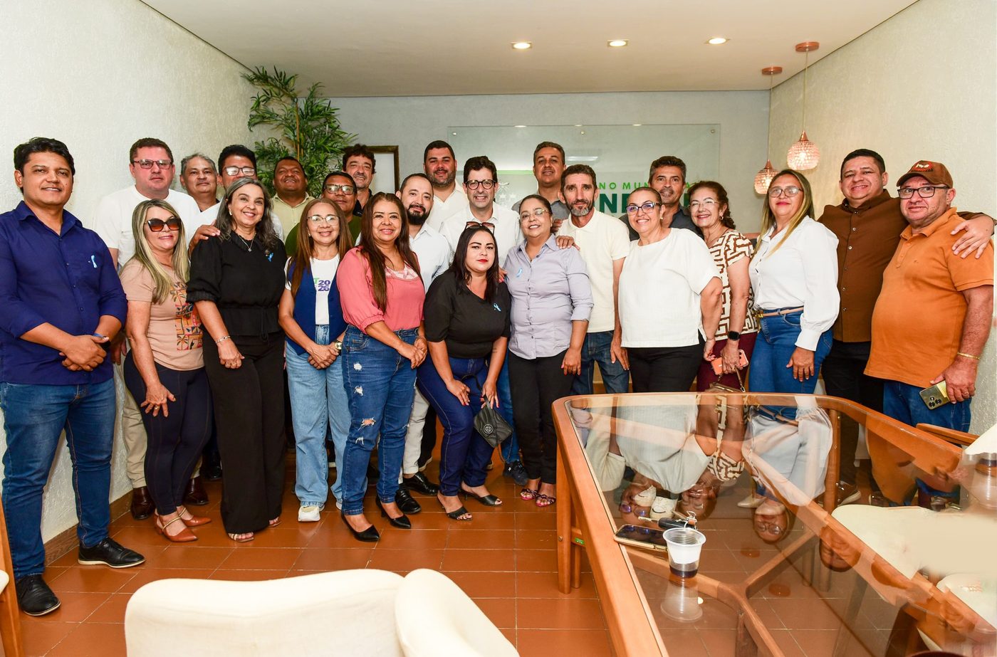 Prefeita Helbinha e deputado estadual Rodrigo Farias firmam compromisso por Trindade
