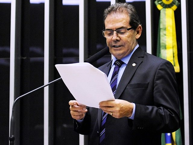 RELATOR DA DOSIMETRIA REAGE À INTERFERÊNCIA DE MORAES NO CONGRESSO