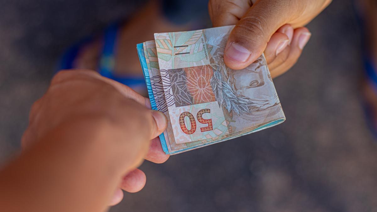 Salário mínimo 2025 definido: veja o novo valor e quanto aumenta nos benefícios CLT e INSS