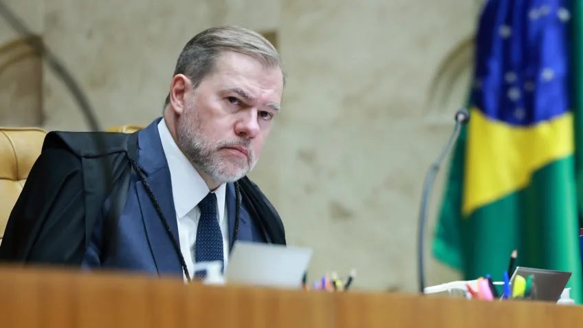 Toffoli resiste a remeter caso Master à Justiça de 1º Grau