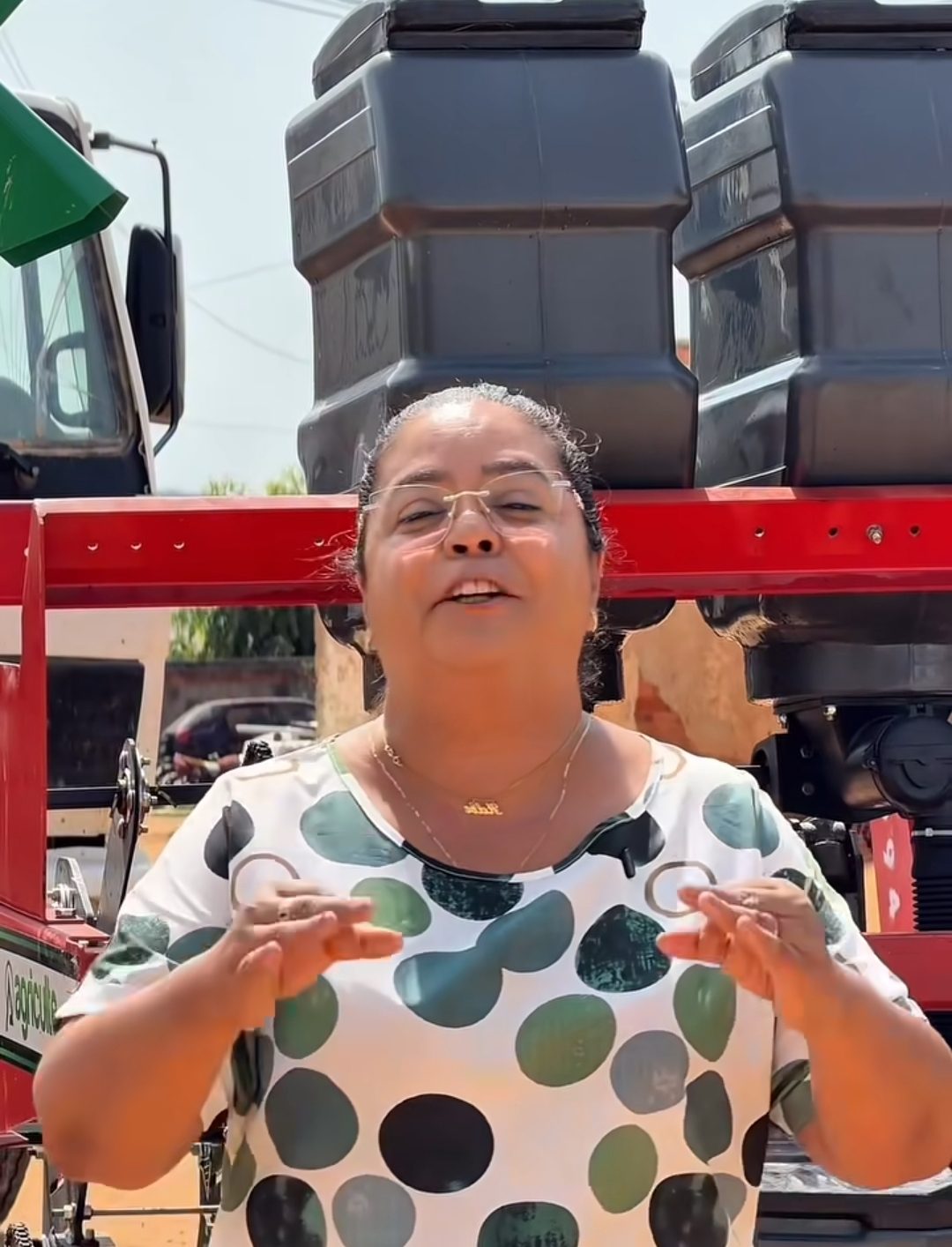Trindade (PE) Recebe Equipamentos Agrícolas para Fortalecer Agricultura Familiar